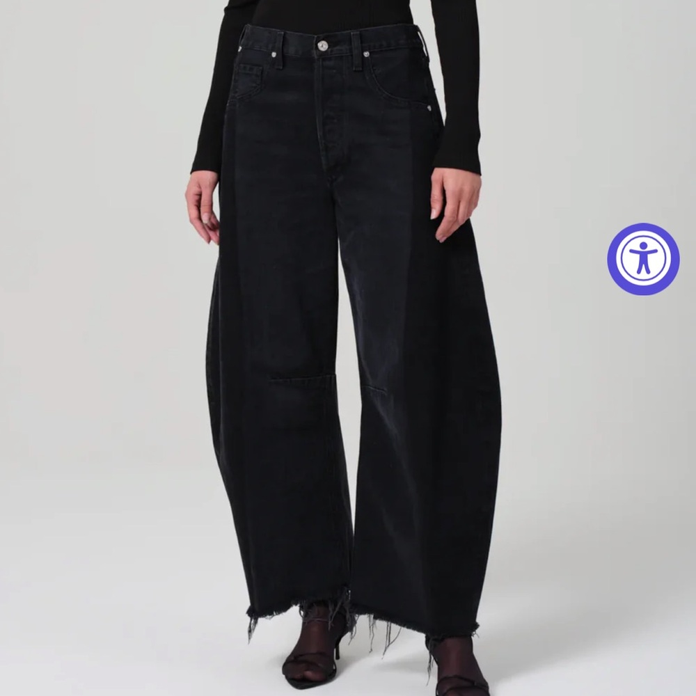 Citizens Of Humanity Pieced Horseshoe Jean in Stout - Picture 1 of 14